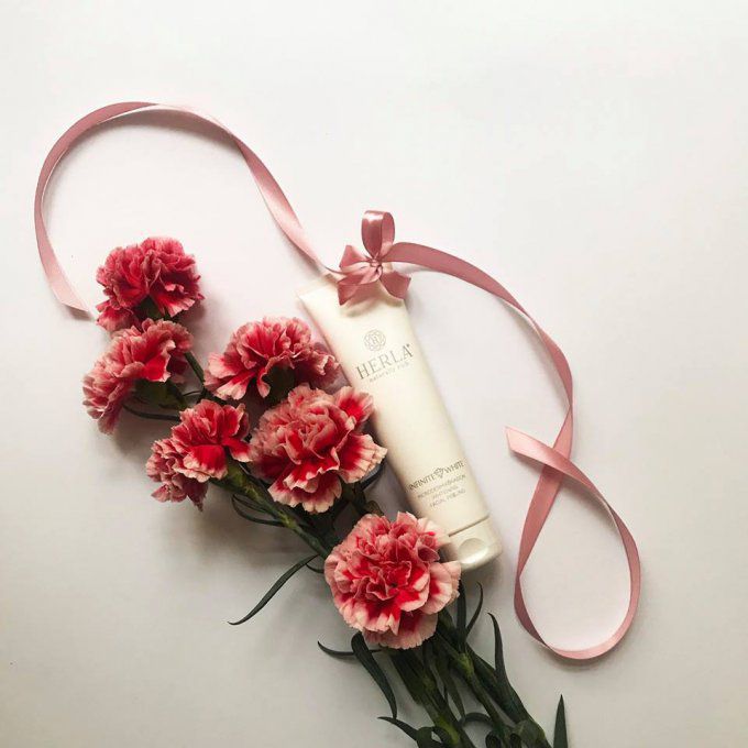 Coffret Cadeau Crème de nuit hydratante + Lotion illuminatrice -  INFINITE WHITE - HERLA