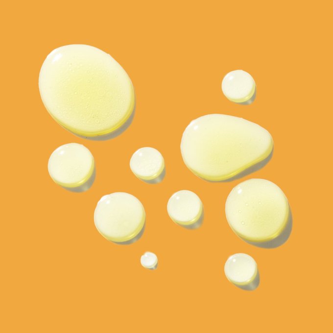 Huile de curcuma pour la peau et les cheveux – anti-inflammatoire et régénérante pour peau et cheveu