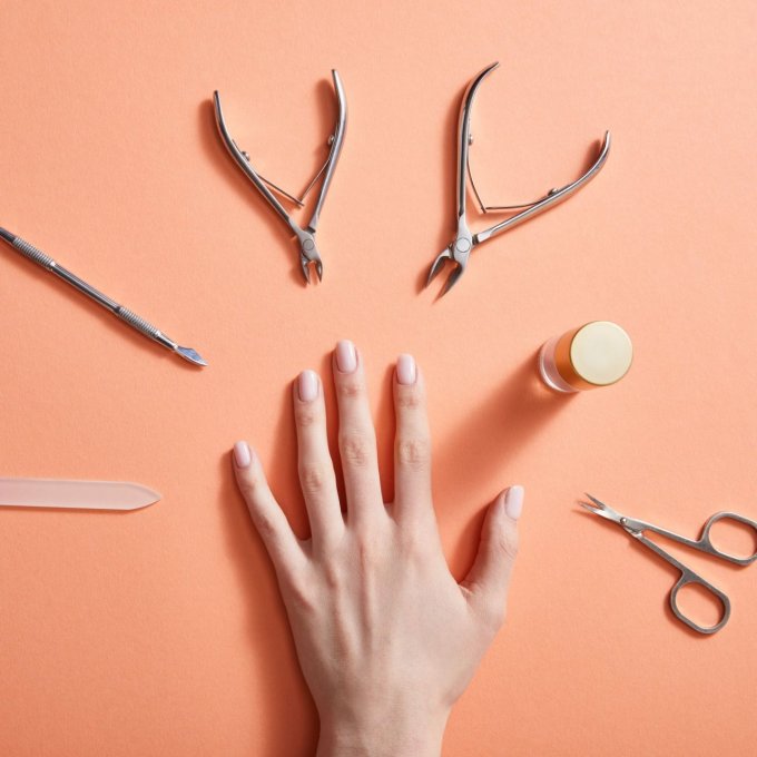 Vernis COLOR & CARE 4-en-1 – 5,5 ml – Teinte 15 Brown Sugar – PAESE