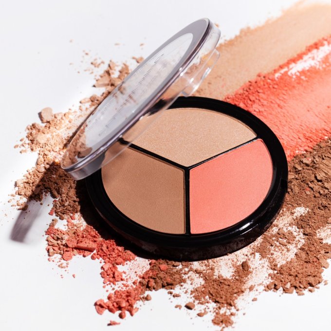 Soft Glam Nude – Kit maquillage nude complet (5 produits)